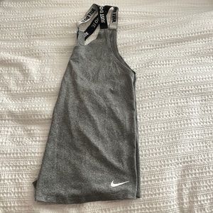 Nike tank